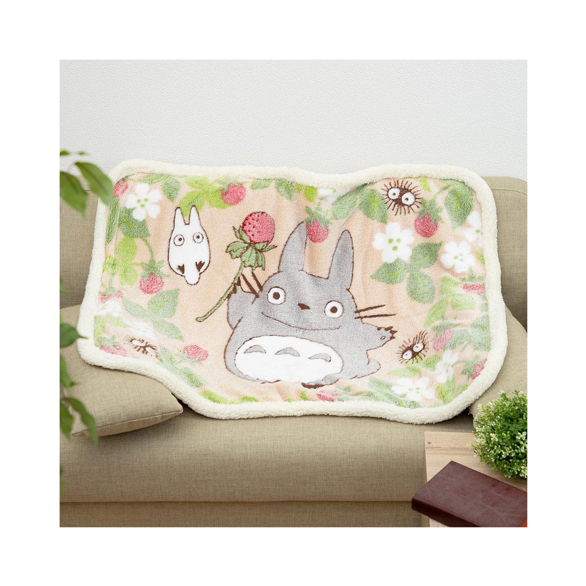 Ghibli Totoro Strawberry Medium Blanket