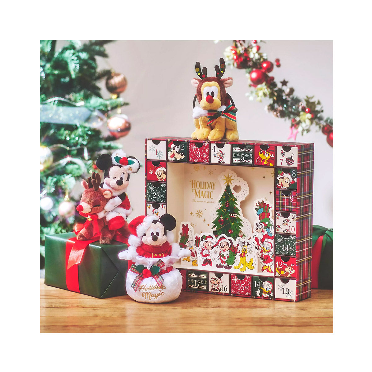 Disney Christmas Plush Keychain: Mickey Mouse